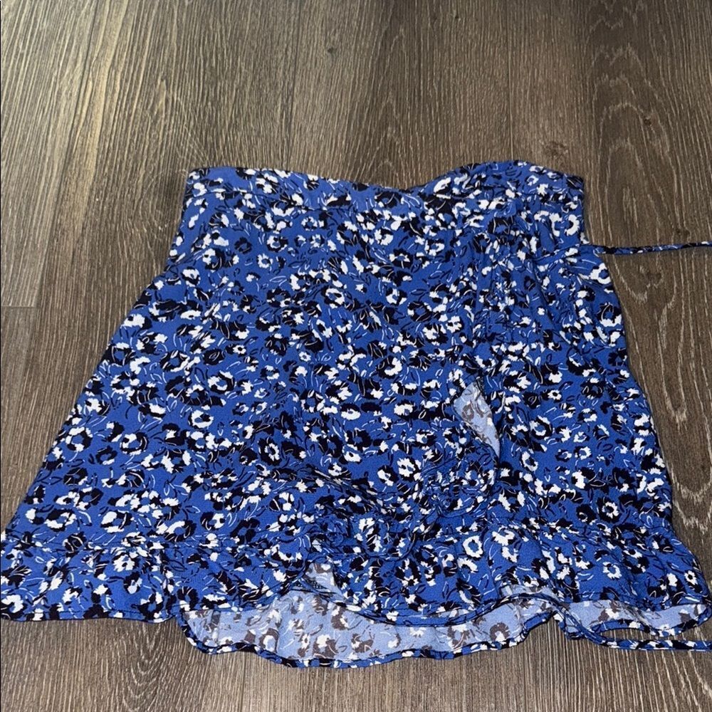 Zara Blue and White Wrap Mini Skirt Casual Resort Wear
